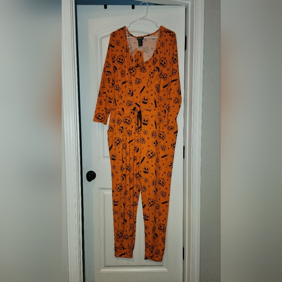Bae City Halloween Adult Onesie - Picture 2 of 4